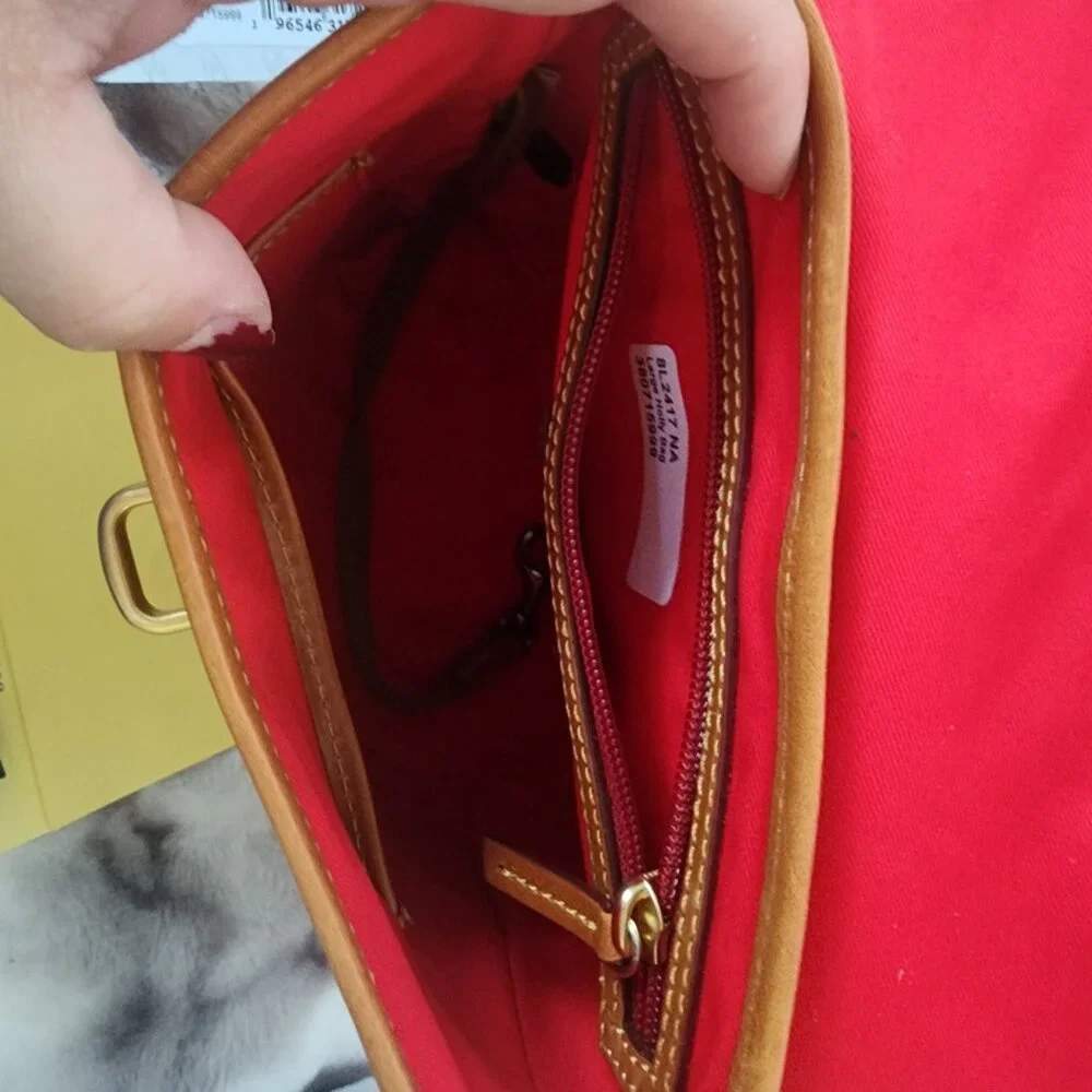 Dooney Large Holly Bag - Picture 8 of 9